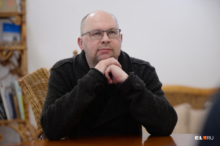 Иванов заявил, что его можно назвать не только российским, но и екатеринбургским писателем