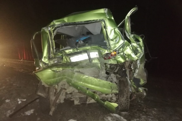 Такие повреждения получил Matiz Такие повреждения получил Matiz