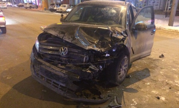 Владелец Volkswagen оказался не в курсе, что его автомобиль попал в ДТП Владелец Volkswagen оказался не в курсе, что его автомобиль попал в ДТП