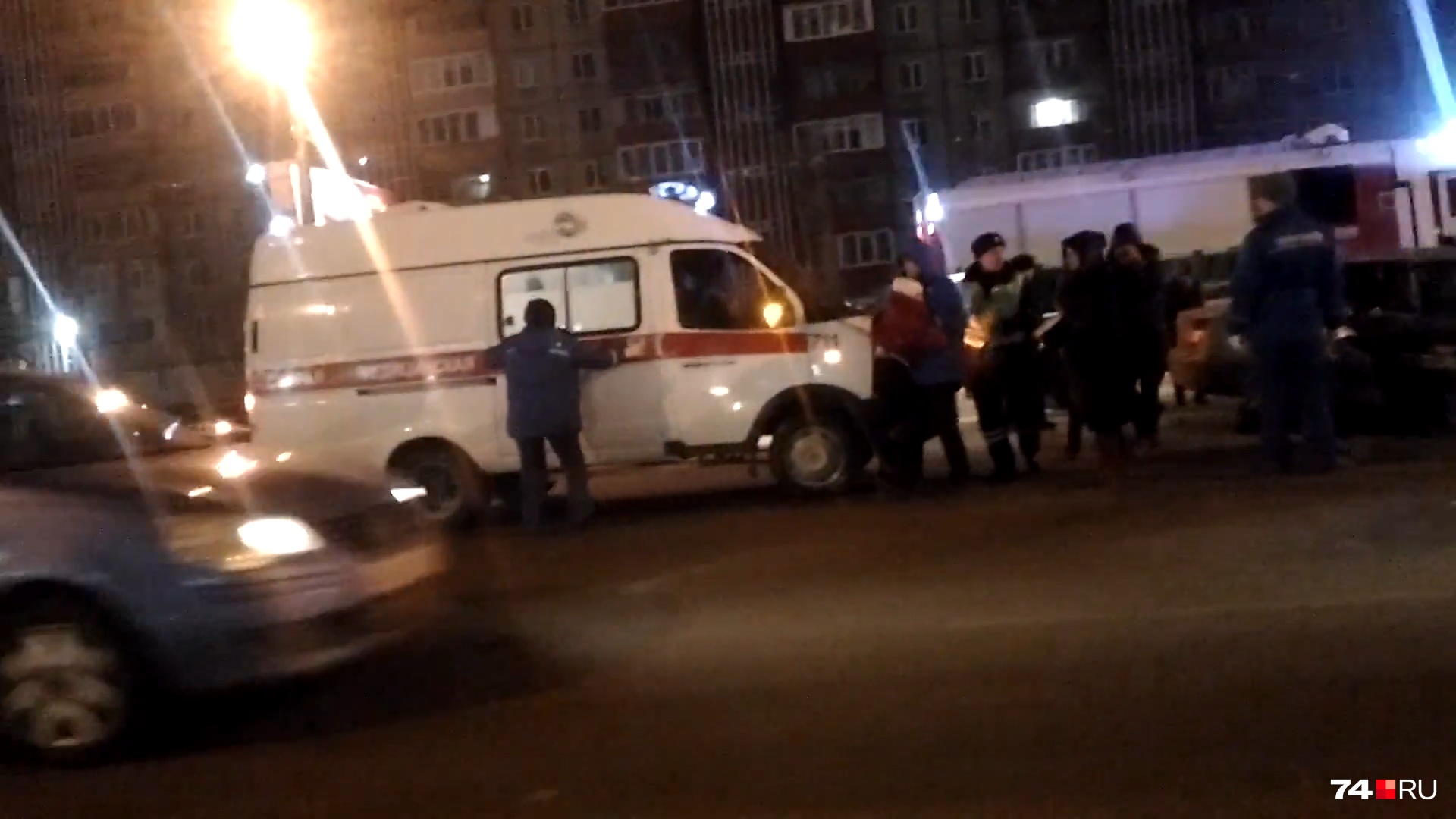 Бесправник вылетел на встречку: в ночном ДТП у рынка в Челябинске пострадали четыре пассажира такси