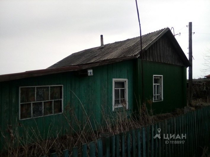 В Полойке предлагают дом с двумя верандами на две комнаты