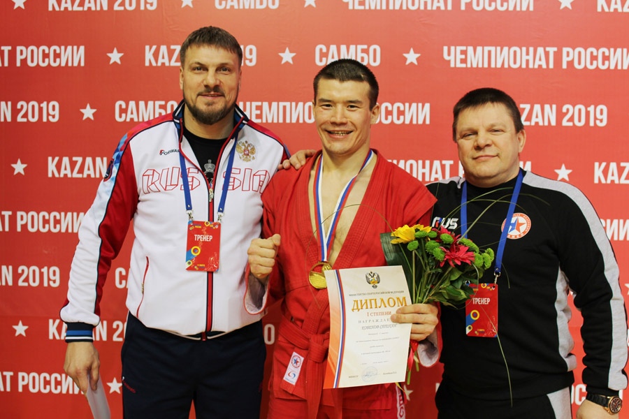Новосибирский спортсмен впервые в истории стал чемпионом России по боевому самбо