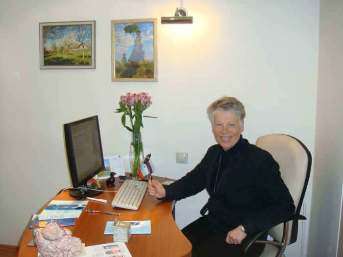 Директор Датского центра головных болей Rigmor Jensen в центре головных болей «Европа — Азия» в Екатеринбурге Директор Датского центра головных болей Rigmor Jensen в центре головных болей «Европа — Азия» в Екатеринбурге