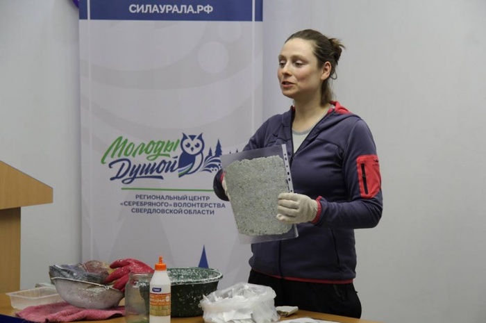 Дина Хитрова старается жить так, чтобы своим существованием не наносить вреда природе, и других учит Дина Хитрова старается жить так, чтобы своим существованием не наносить вреда природе, и других учит