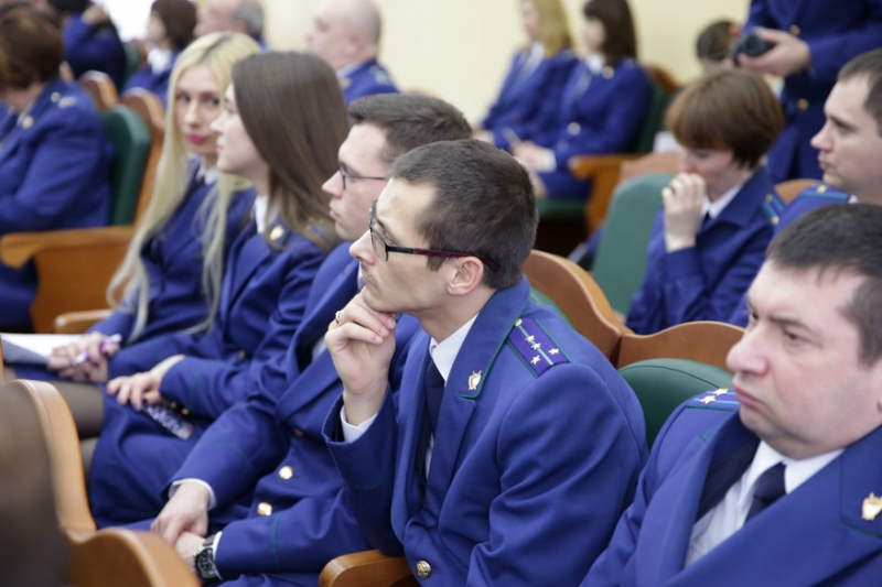 Ярославцев зовут работать в прокуратуру: какую зарплату обещают
