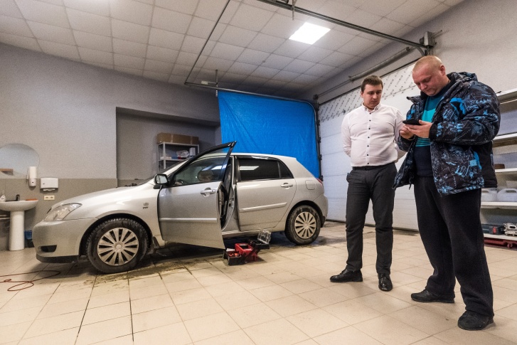 Toyota Corolla досталась Евгению с неплохим противоугонным набором Toyota Corolla досталась Евгению с неплохим противоугонным набором