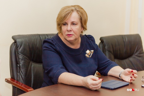 Раиса Кассина уверена, что успешно сдать ЕГЭ выпускникам помогут знания и честность Раиса Кассина уверена, что успешно сдать ЕГЭ выпускникам помогут знания и честность