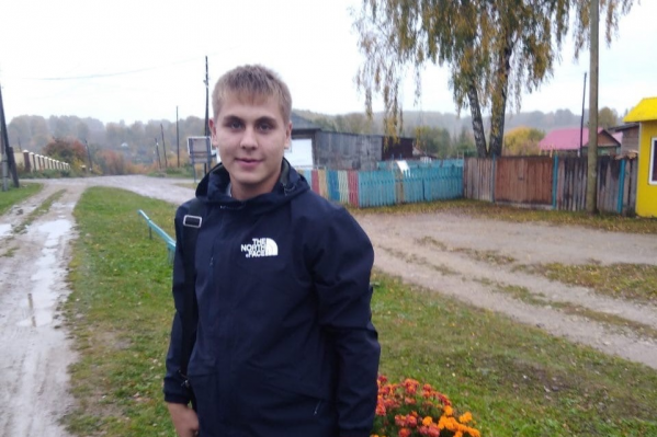 Никита Султанов занимается спортом и помогает родным Никита Султанов занимается спортом и помогает родным 