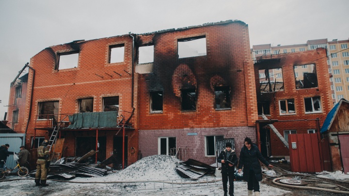 Погиб постоялец, сгорели животные: подробности крупного пожара в хостеле на Кошевого