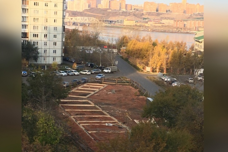 Не меньше 10 павильонов появится на площадке, где жители хотели сделать парк