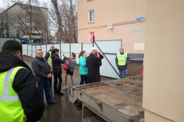 Живой щит против техники Живой щит против техники