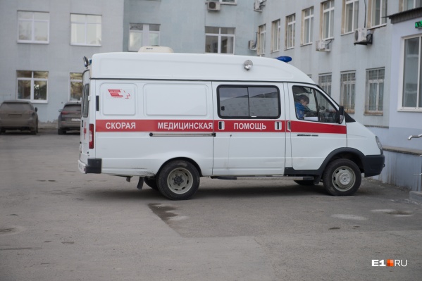 На место приезжала скорая, но спасти мужчину не удалось На место приезжала скорая, но спасти мужчину не удалось