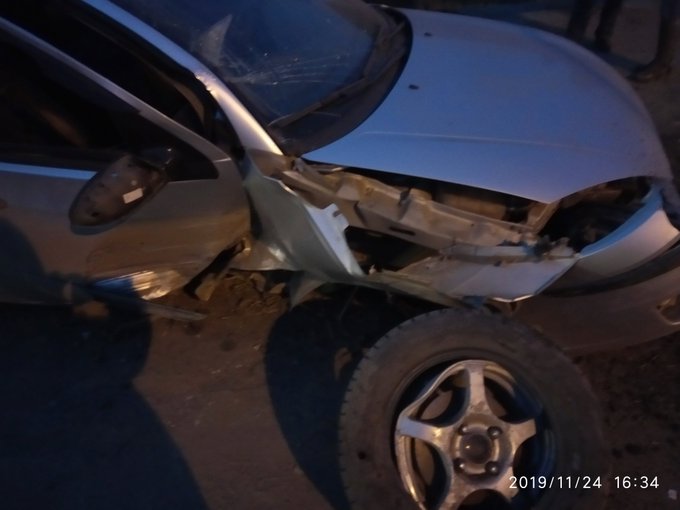 Разбил машину и сбежал: пострадавшая женщина ищет свидетелей ДТП в Угличе