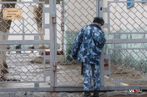 На время следствия подозреваемого поместили в СИЗО На время следствия подозреваемого поместили в СИЗО