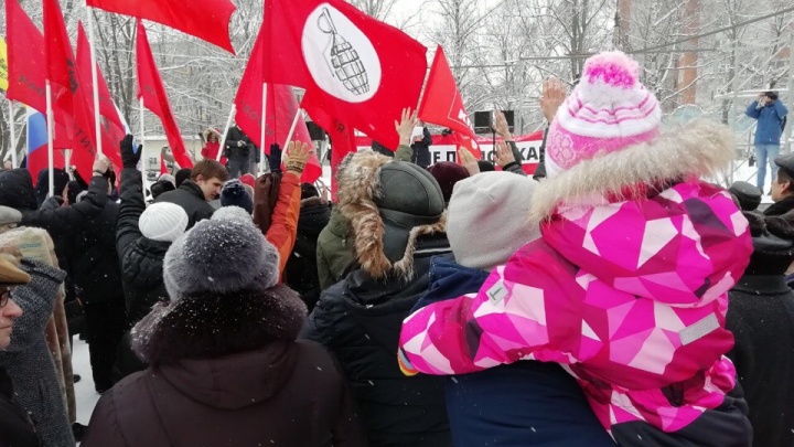 Ярославцы вышли на антимусорный митинг: хроника событий