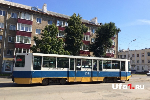 Вагоновожатый сумел самостоятельно найти причину и устранить ее Вагоновожатый сумел самостоятельно найти причину и устранить ее