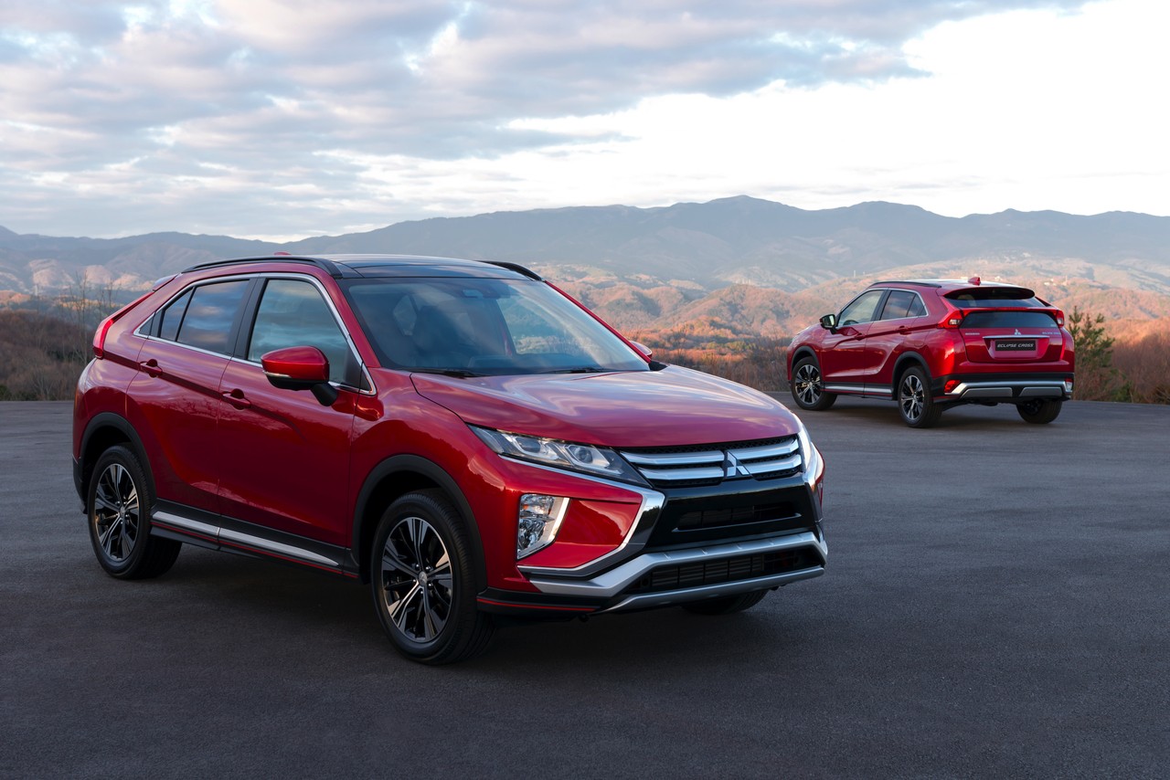 Кроссовер Eclipse Cross построен на базе ASX и делает ставку на более агрессивный дизайн Кроссовер Eclipse Cross построен на базе ASX и делает ставку на более агрессивный дизайн