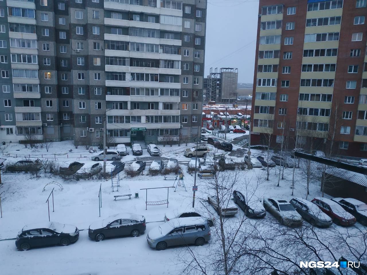 Почему сегодня в красноярске. Снег в Красноярске. Красноярск сегодня. Красноярск сейчас. Снег в Красноярске сегодня.