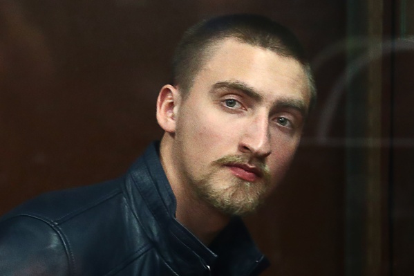 В начале недели актер Павел Устинов получил 3,5 года колонии В начале недели актер Павел Устинов получил 3,5 года колонии