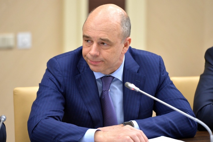 Лидер рейтинга — Антон Силуанов, зарабатывающий 1,7 млн рублей в
месяц Лидер рейтинга — Антон Силуанов, зарабатывающий 1,7 млн рублей в
месяц