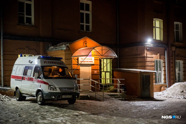 Спасатели оперативно привезли девочку в детскую больницу на Красном проспекте — сейчас пострадавшая в тяжёлом, но стабильном состоянии Спасатели оперативно привезли девочку в детскую больницу на Красном проспекте — сейчас пострадавшая в тяжёлом, но стабильном состоянии