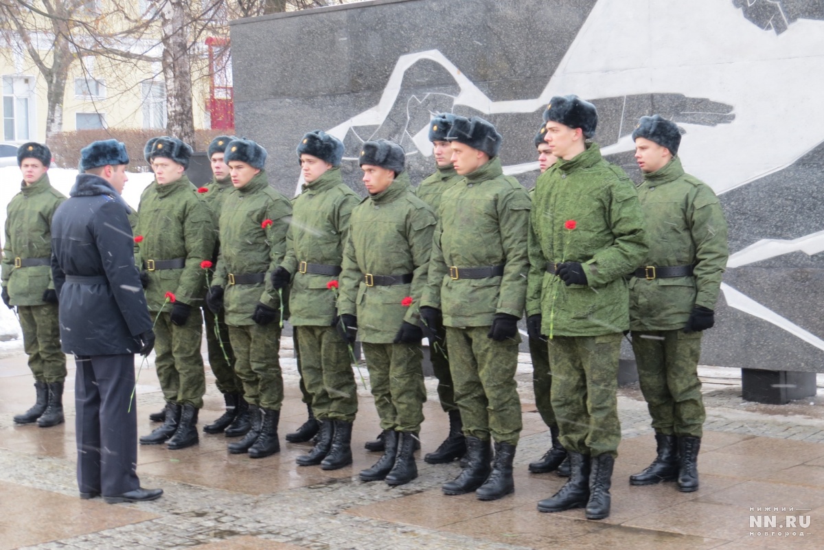 Ст нижегородец. Персонал автосалона. Нижегородец новости. Нижегородец поселок нижегородская область. Ст нижегородец (завод спецтехники, ооо, спецтехника нижегородец).
