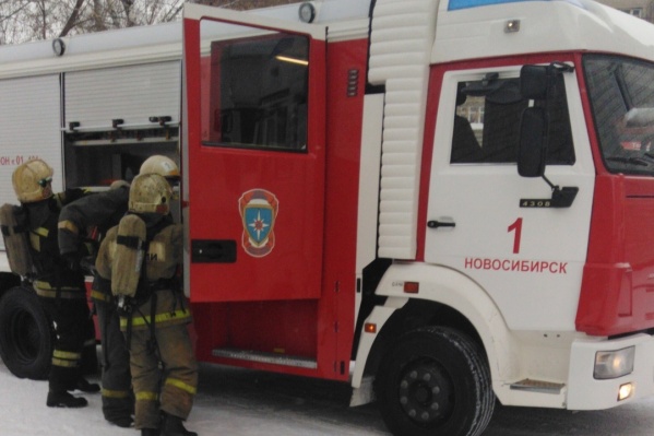 Пожарные быстро справились с огнём, но в нём всё равно погиб человек Пожарные быстро справились с огнём, но в нём всё равно погиб человек
