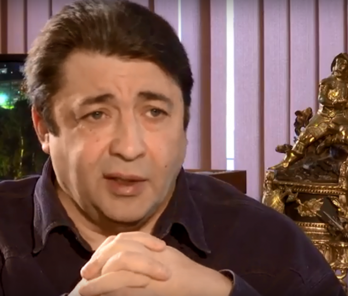 Якову Лондону было 54 года Якову Лондону было 54 года