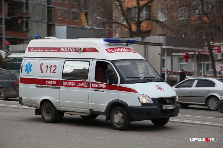 Прибывшие на место медики констатировали смерть мужчины Прибывшие на место медики констатировали смерть мужчины