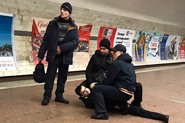 На рельсах оказался 20-летний новосибирец На рельсах оказался 20-летний новосибирец
