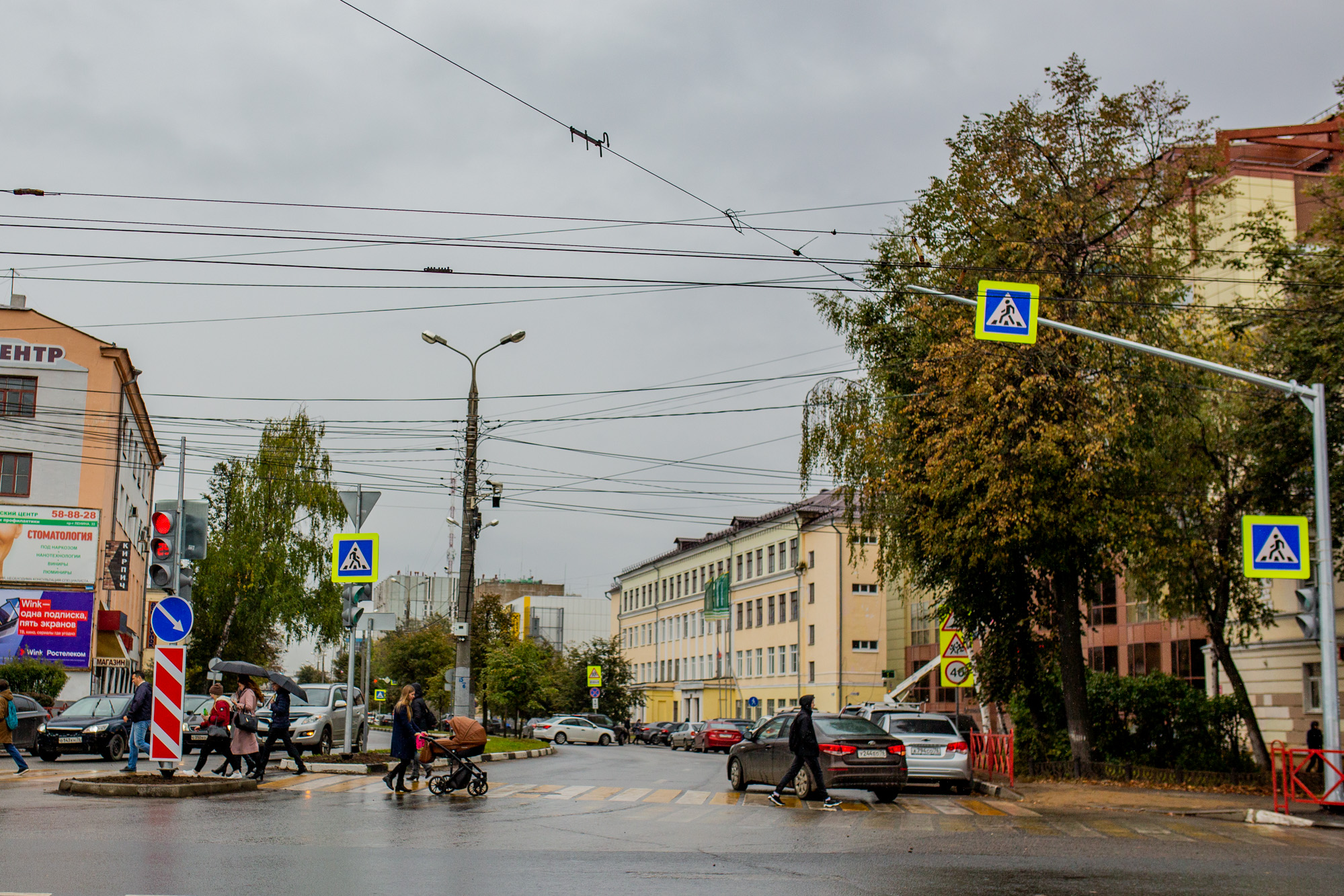 Считывали коды сигнализации: в Ярославской области банда угоняла машины, припаркованные во дворе