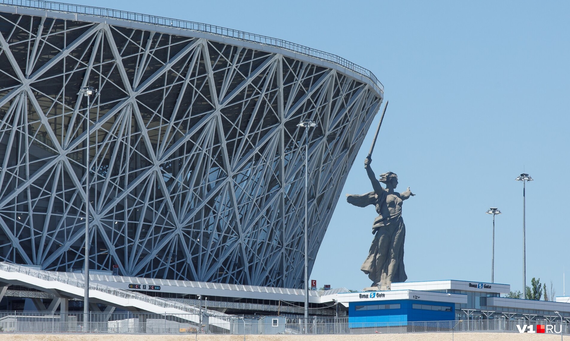 Снова в «хвосте»: чемпионат мира не спас бюджет Волгограда от падения вниз