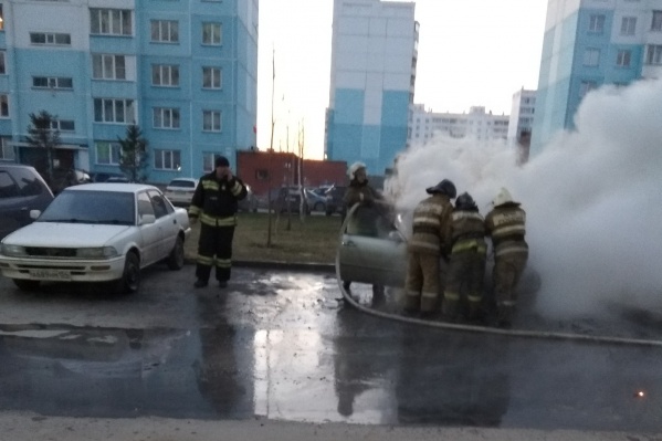 Пожар на улице Спортивной начался рано утром Пожар на улице Спортивной начался рано утром