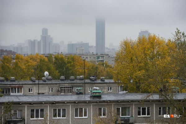 По данным Министерства ЖКХ, всего 7% екатеринбургских домов к вечеру 1 октября ещё не получили тепло По данным Министерства ЖКХ, всего 7% екатеринбургских домов к вечеру 1 октября ещё не получили тепло