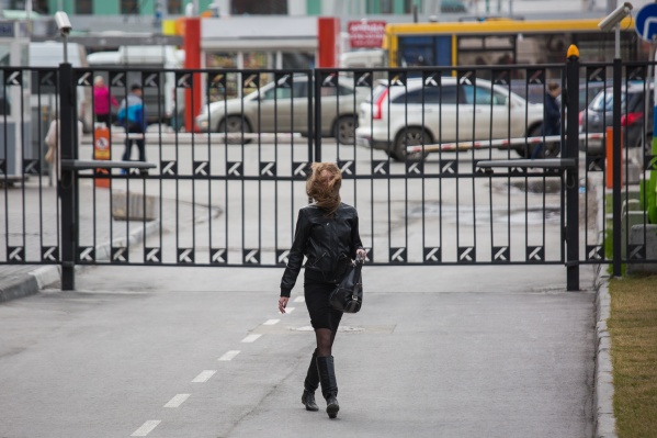 Ветер будет дуть в городе три дня Ветер будет дуть в городе три дня