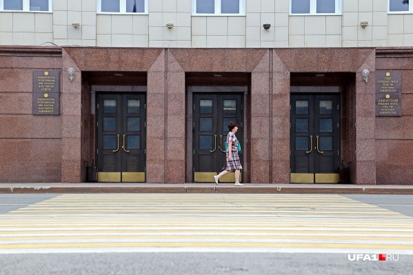 Из девяти претендентов на мэрское кресло сядет лишь один Из девяти претендентов на мэрское кресло сядет лишь один