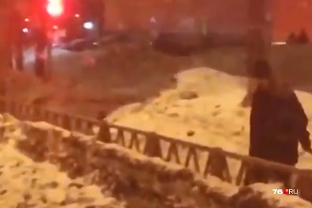 Сейчас полицейские ищут подростка, попавшего на эти кадры Сейчас полицейские ищут подростка, попавшего на эти кадры