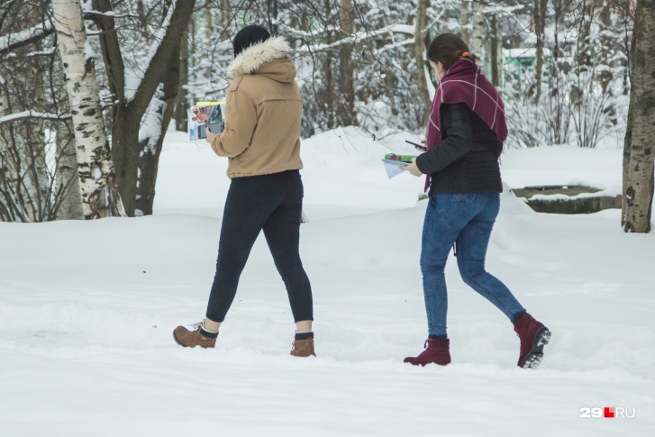 Даже в мороз и снегопад вы встретите на улицах закаленных модников, но чем опасна такая закалка?