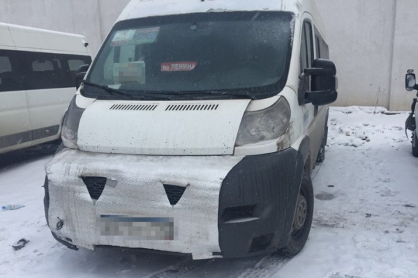 Водитель ездил по поддельным документам Водитель ездил по поддельным документам