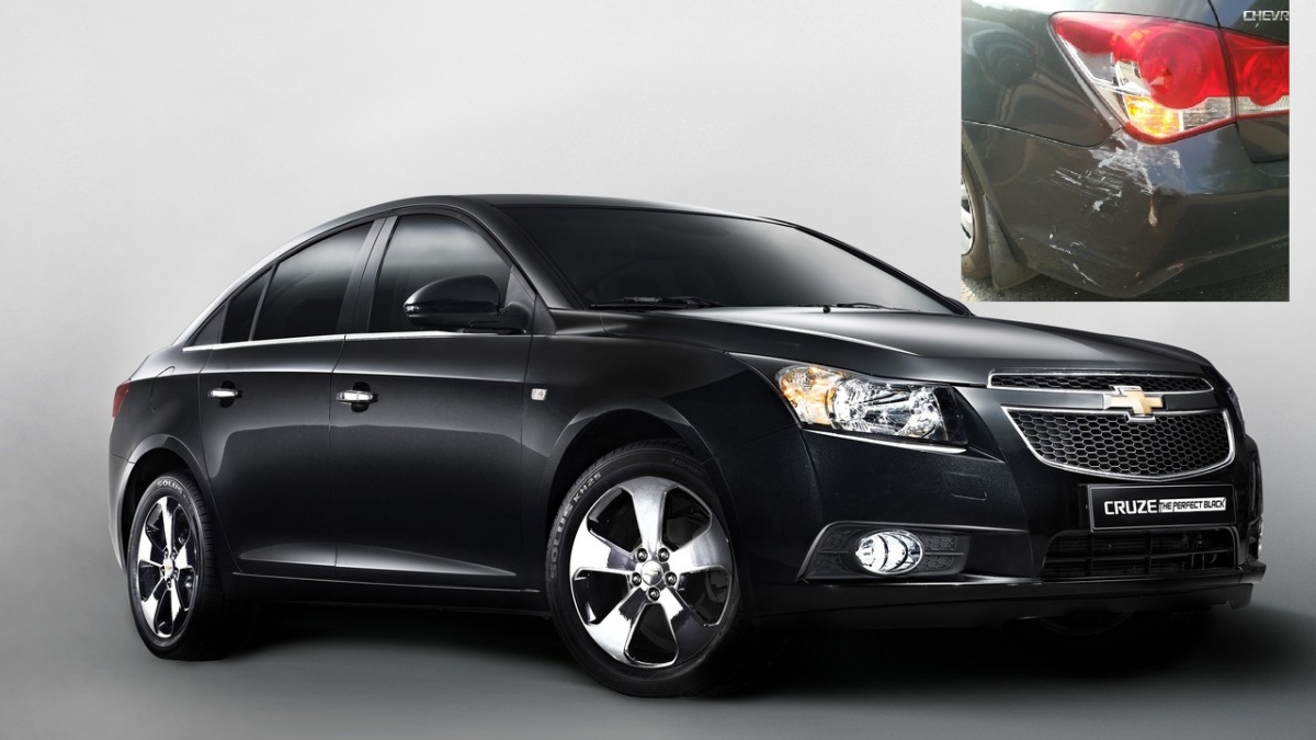 На ваш взгляд, достаточно ли 12 600 рублей для ремонта Chevrolet Cruze с повреждениями, как на фото?