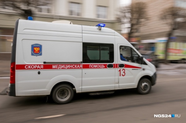 Девочка выжила, сейчас за ее жизнь борются врачи Девочка выжила, сейчас за ее жизнь борются врачи