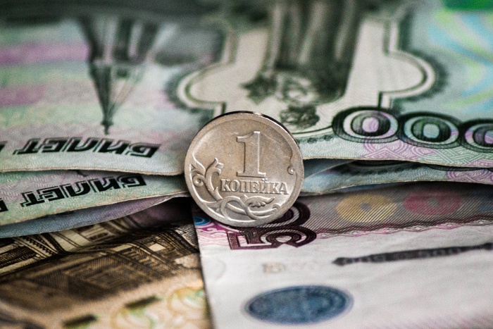 УБРиР заплатил за ошибку в 1 копейку сумму в размере 100 тысяч рублей УБРиР заплатил за ошибку в 1 копейку сумму в размере 100 тысяч рублей