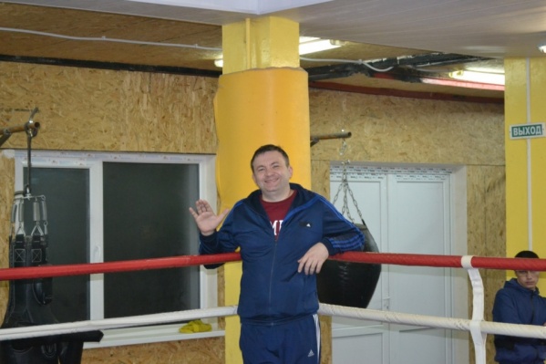 Накануне Павел Дешевов рассказал о своих проблемах Владимиру Попкову Накануне Павел Дешевов рассказал о своих проблемах Владимиру Попкову 