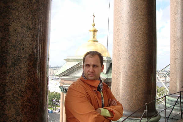 Сергей Лапенков уверен, что на шествиях «Бессмертного полка» не должно быть никакой политической идеологии Сергей Лапенков уверен, что на шествиях «Бессмертного полка» не должно быть никакой политической идеологии
