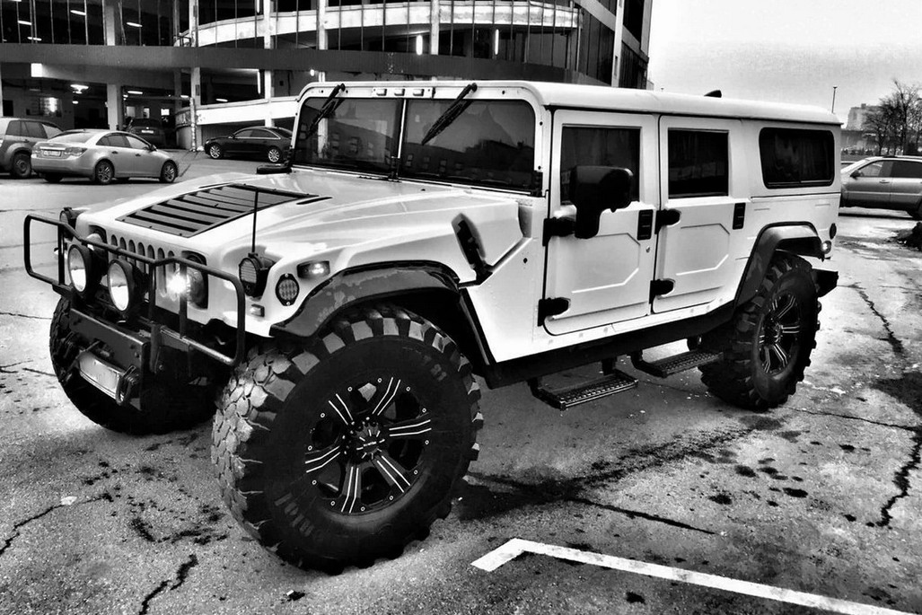Hummer H1 превратился в «коллекционное издание» Hummer H1 превратился в «коллекционное издание»