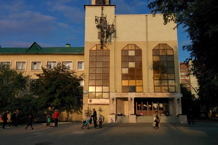 Случай произошел в лицее имени Дягилева Случай произошел в лицее имени Дягилева