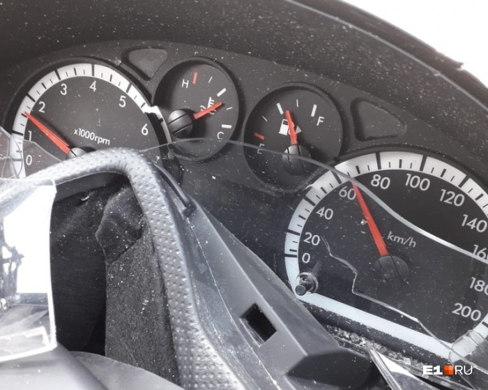 Спидометр в Chevrolet Aveo замер на отметке 65 километров в час Спидометр в Chevrolet Aveo замер на отметке 65 километров в час