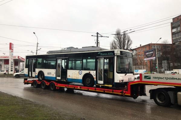 Новые троллейбусы уже привезли в Ростов из Москвы Новые троллейбусы уже привезли в Ростов из Москвы 