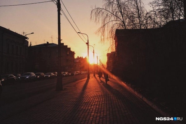 Тепло и солнечно в субботу, прохладно и дождливо в воскресенье Тепло и солнечно в субботу, прохладно и дождливо в воскресенье