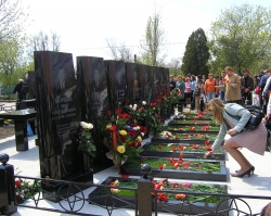 15 лет спустя: в Волгограде вспомнили жертв взорванного смертницей самолета Ту-134
